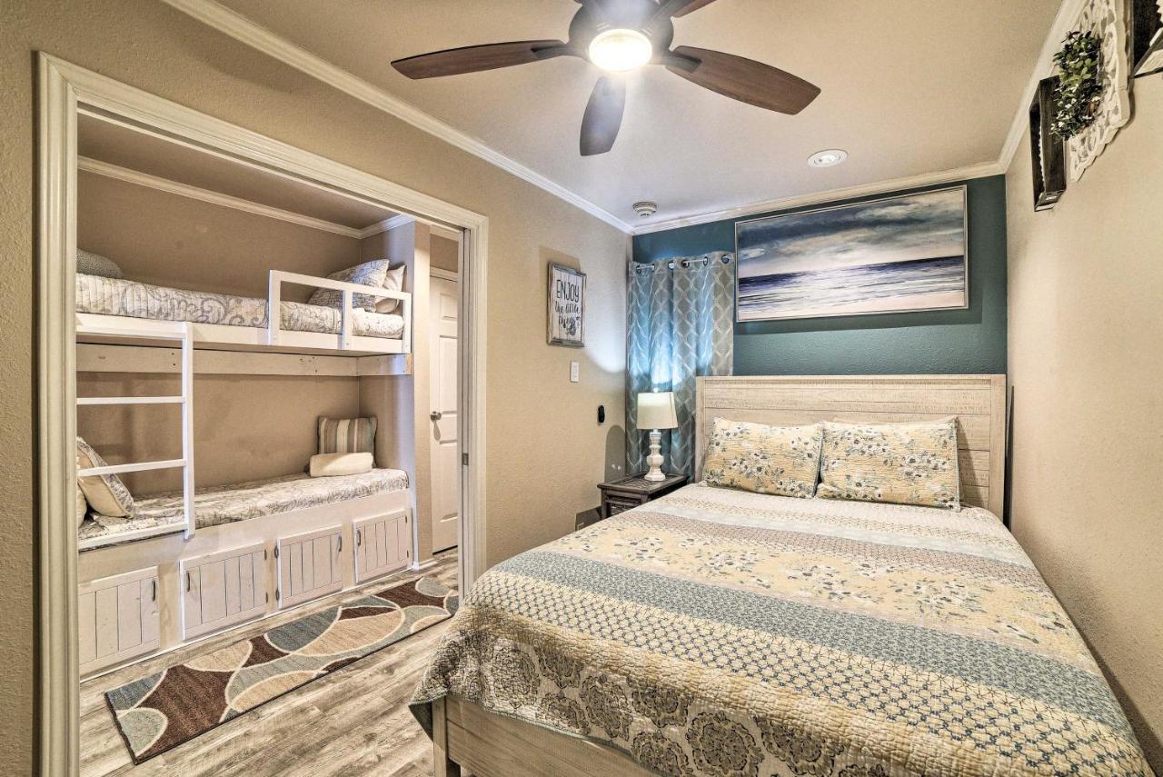 Updated Front Beach Condo With Resort Amenities! Corpus Christi Exterior photo